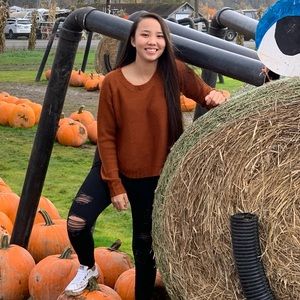 Meet your Posher, Raynna